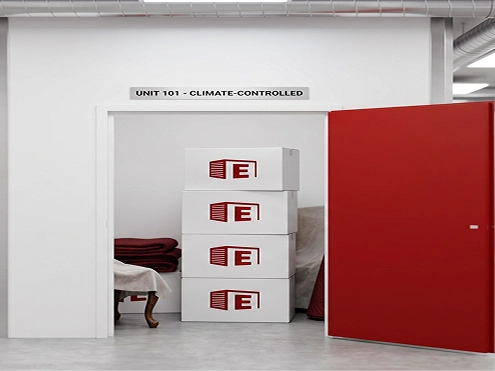 E Furniture Storage climate-controlled warehouse facility in Dubai