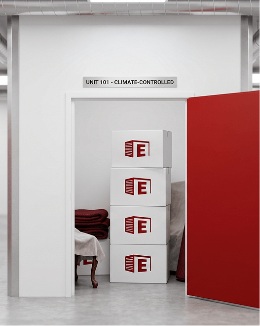 Climate-controlled luggage storage Dubai units for suitcases and travel bags